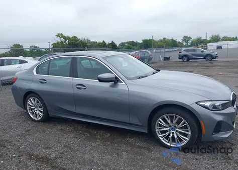 2024 BMW 3 Series 330E xDrive z USA, uszkodzony, nr VIN 3MW39FS05R8E68048